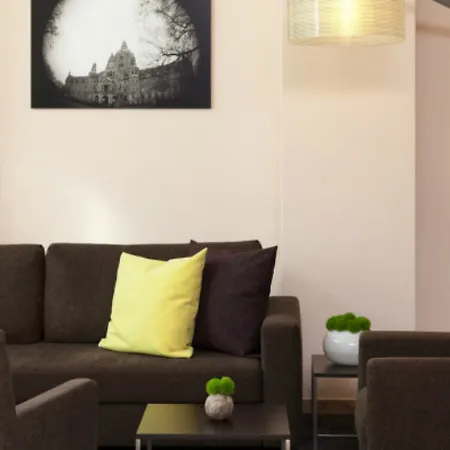 Intercityhotel 4*