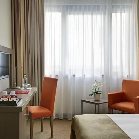 Intercityhotel 4* הנובר