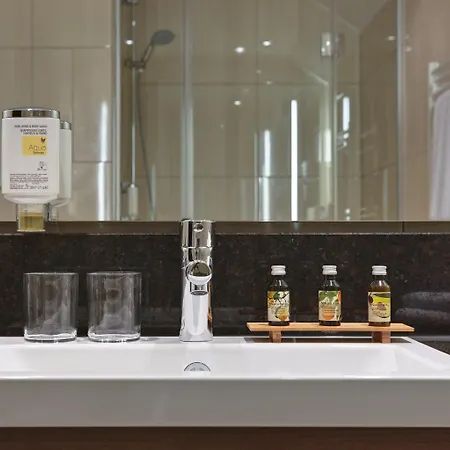 Ξενοδοχείο Intercityhotel