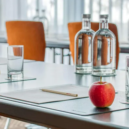 Ξενοδοχείο Intercityhotel