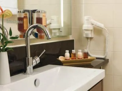 Intercityhotel Otel
