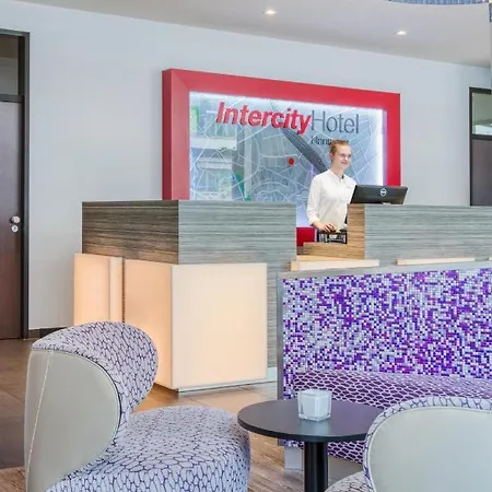 Otel Intercityhotel 4*