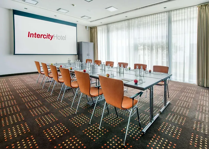 Intercityhotel Отель Ганновер