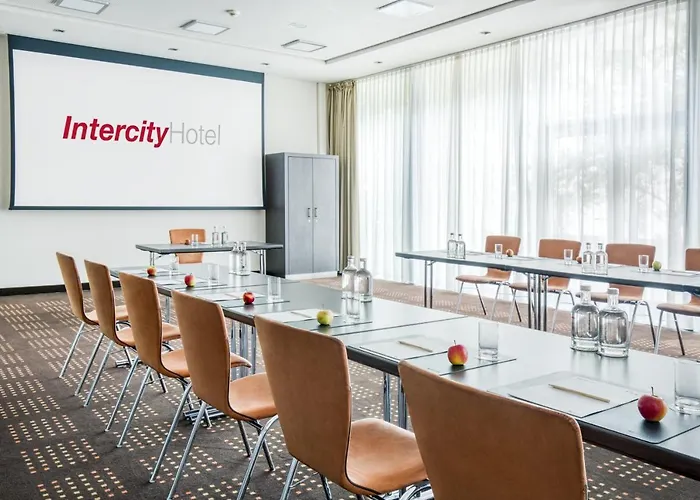 Отель Intercityhotel