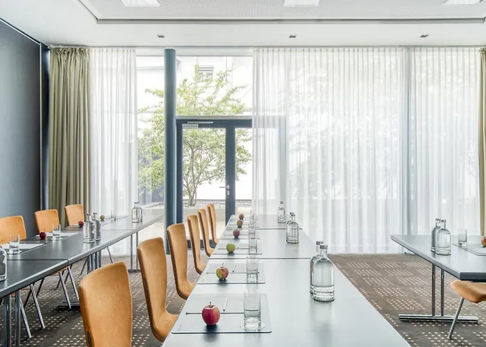 Intercityhotel Отель Ганновер