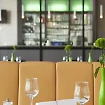 Intercityhotel Отель
